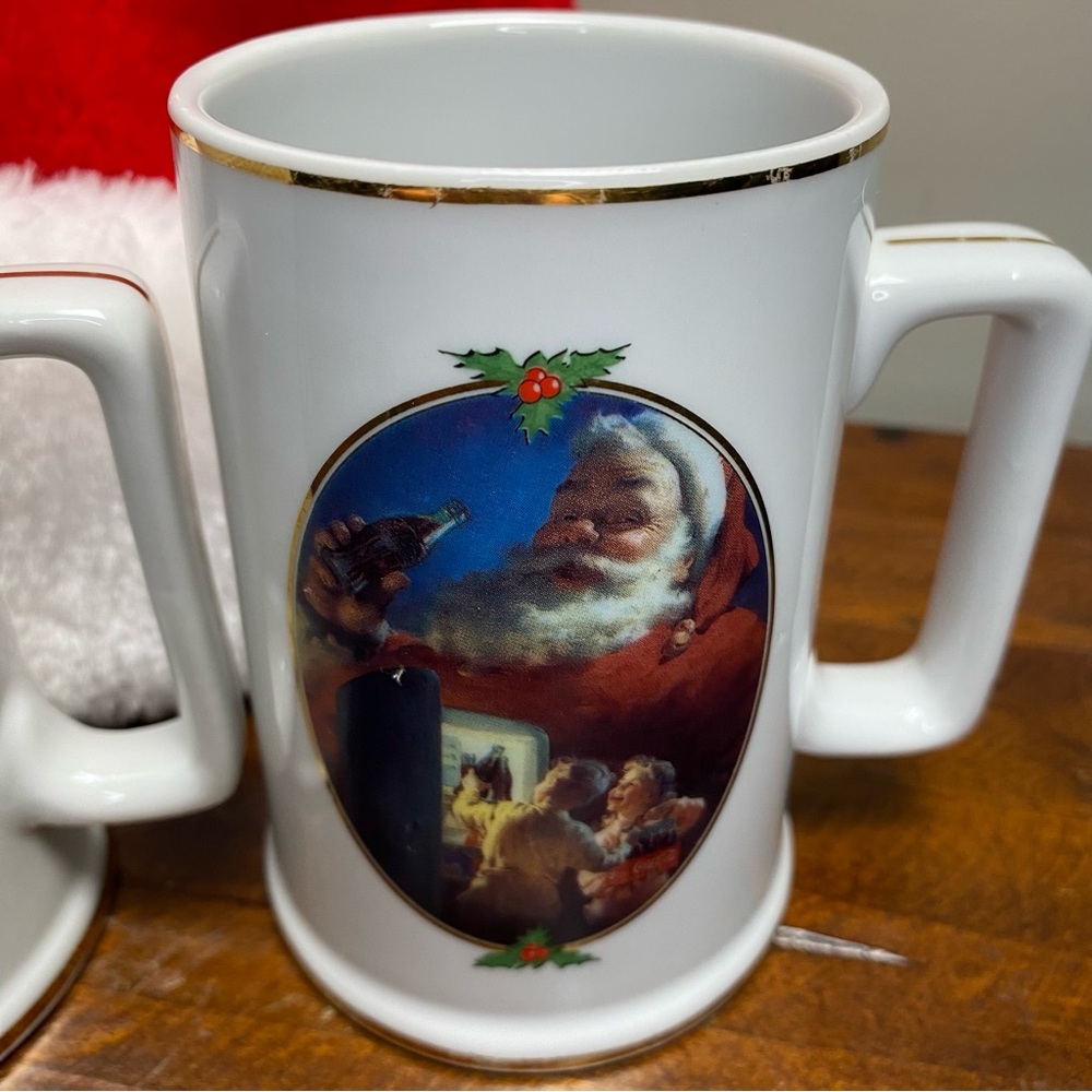 Coca-Cola Santa Mug Set of 2, Vintage - Picture 3 of 10